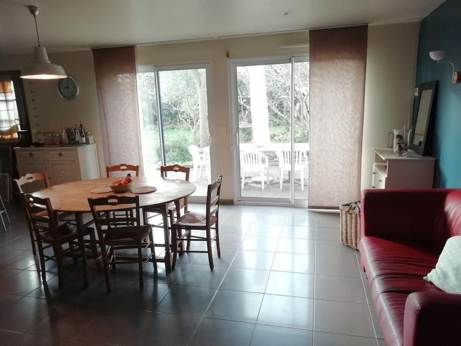 Maison familiale sur la CÔTE D’ÉMERAUDE Lancieux Esterno foto