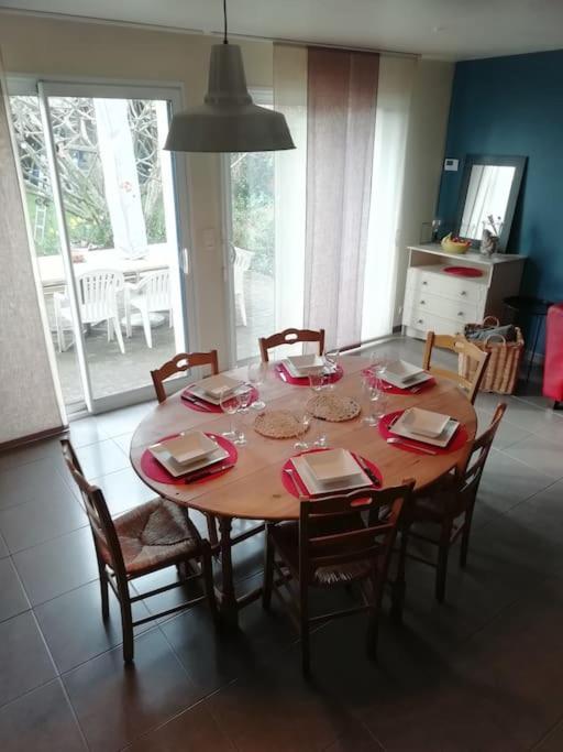 Maison familiale sur la CÔTE D’ÉMERAUDE Lancieux Esterno foto
